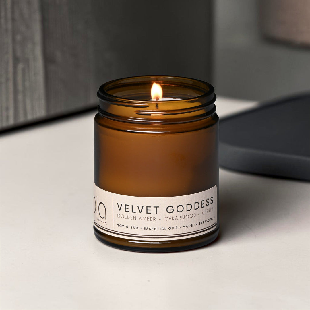 Velvet Goddess Soy Blend Candle — Amber, Vanilla & Cedarwood