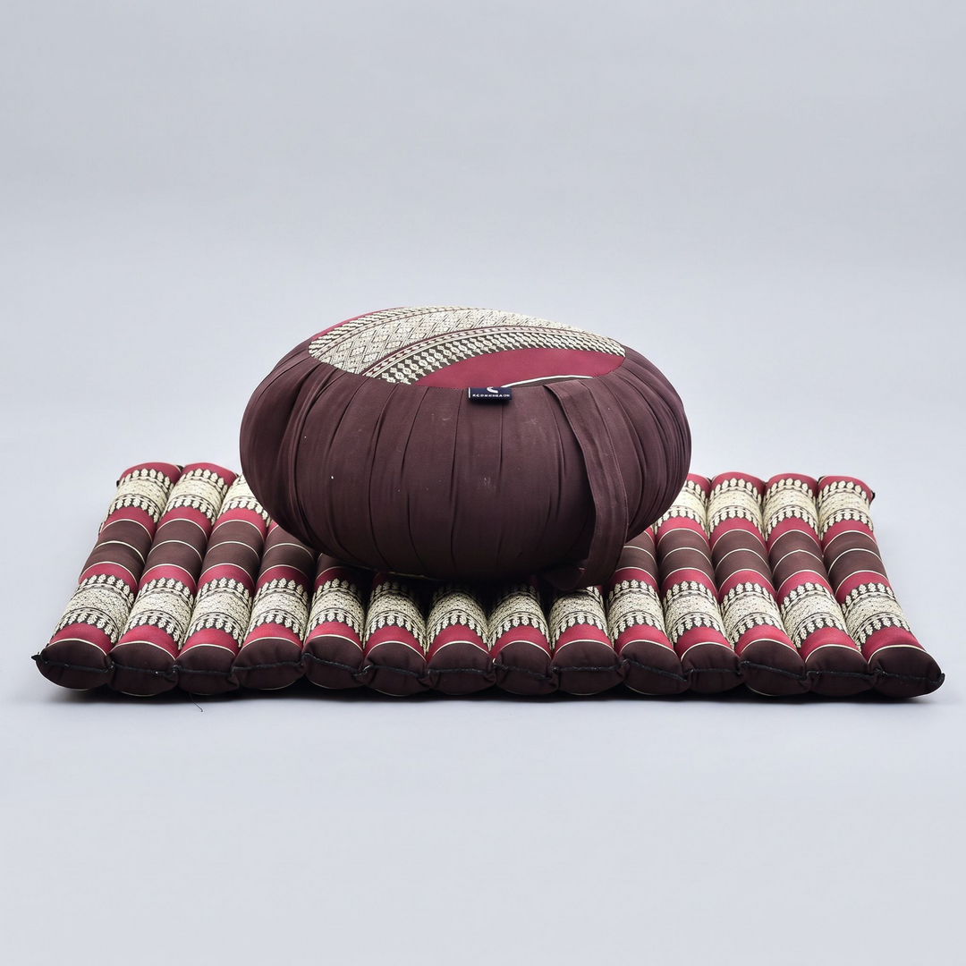 Zafu Crimson Kanok Meditation Cushion Set