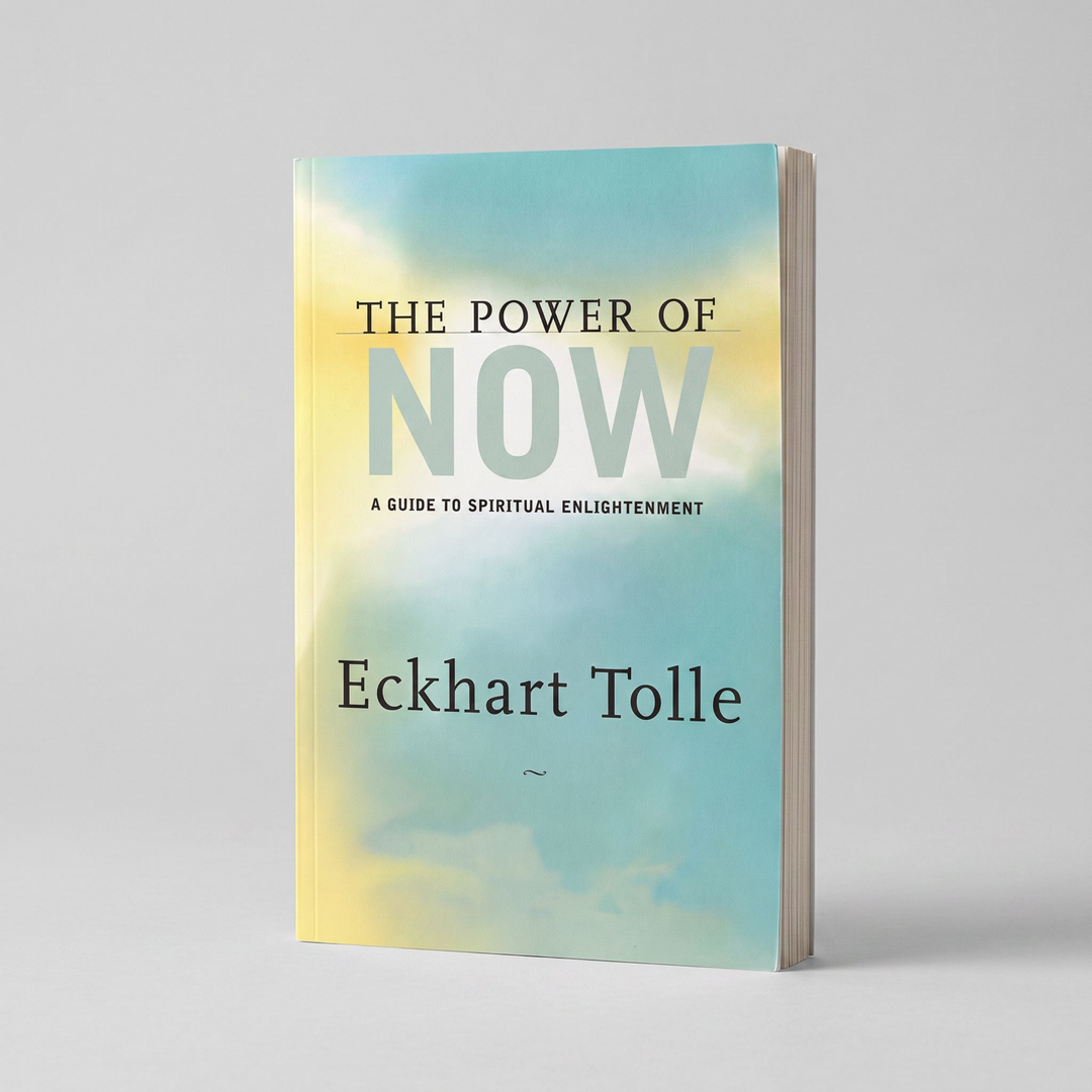 The Power of Now: A Guide to Spiritual Enlightenment - Paperback