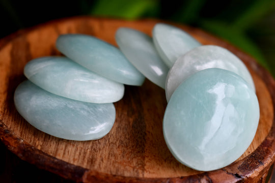 Amazonite Worry Stone for crystal healing (Pocket Palm Stone / Thumb Stone)
