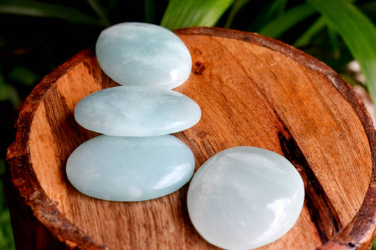 Amazonite Worry Stone for crystal healing (Pocket Palm Stone / Thumb Stone)