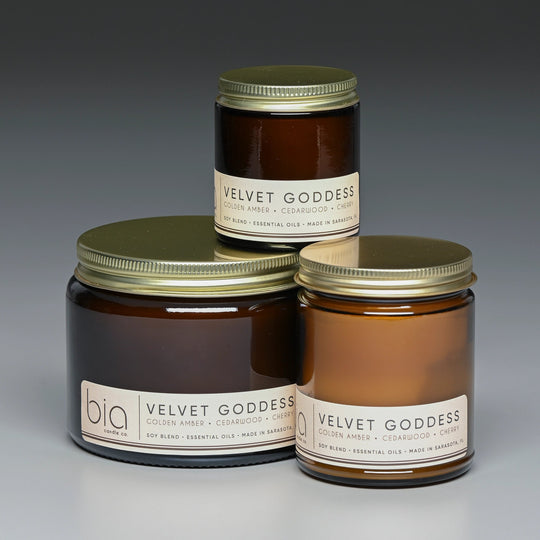 Velvet Goddess Soy Blend Candle — Amber, Vanilla & Cedarwood